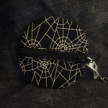 Load image into Gallery viewer, Spiderweb Coin Purse