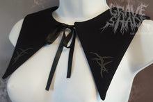 Load image into Gallery viewer, Thorn Point Vellichor Removable Gothic Collar Accessory